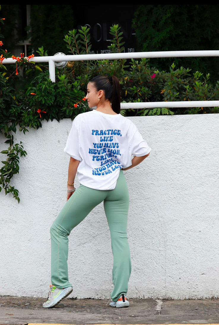 Oversize T-shirt Practice...